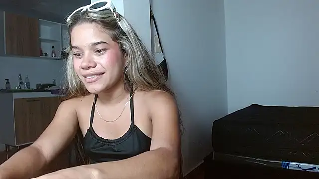 little babyboo  online show from June 2026 12:35:01 AM
