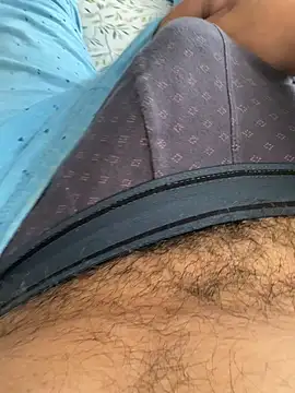 juliomfar69 online show from July 2026 07:16:01 PM
