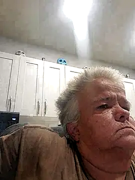 Snapshot of smokinhotshorty chatting on July 2026 04:24:01 PM smokinhotshorty online show from July 2026 04:24:01 PM