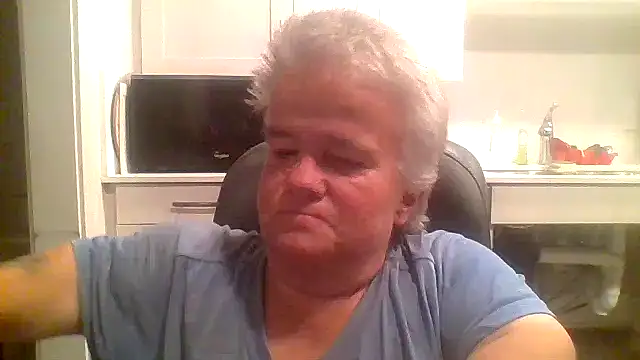 Snapshot of smokinhotshorty chatting on July 2026 12:23:01 PM smokinhotshorty online show from July 2026 12:23:01 PM