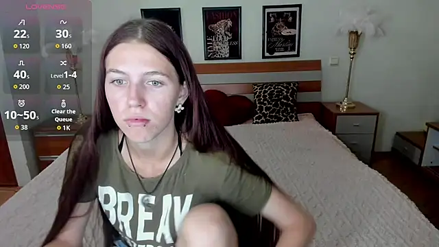 Snapshot of MaryRapunzel chatting on July 2026 07:31:01 PM MaryRapunzel online show from July 2026 07:31:01 PM