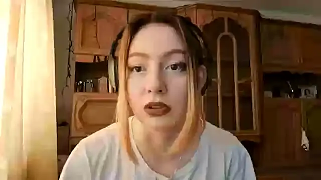 LubaGiovanni online show from April 2026 07:02:02 AM