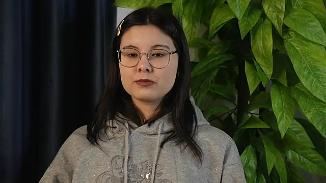 FlorentinaPinson online show from April 2026 07:17:02 AM