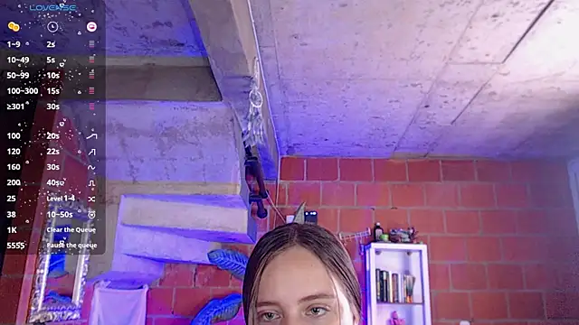 Valerymoon19 online show from June 2026 04:57:02 PM