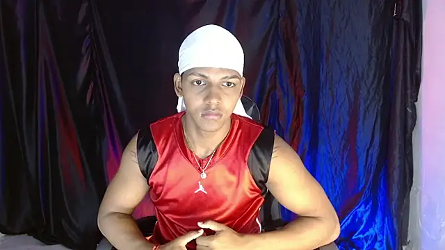 zoriel bigcock online show from June 2026 06:17:02 PM