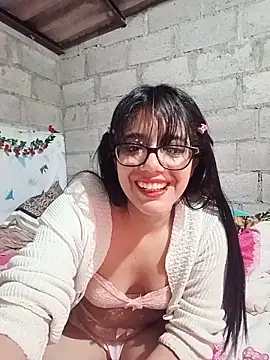 Snapshot of Dayii_sweet chatting on June 2026 03:12:01 AM Dayii sweet online show from June 2026 03:12:01 AM
