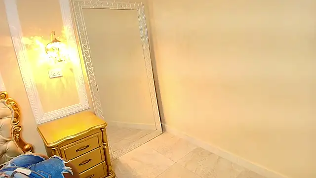 PaulineKosh online show from June 2026 09:47:02 PM