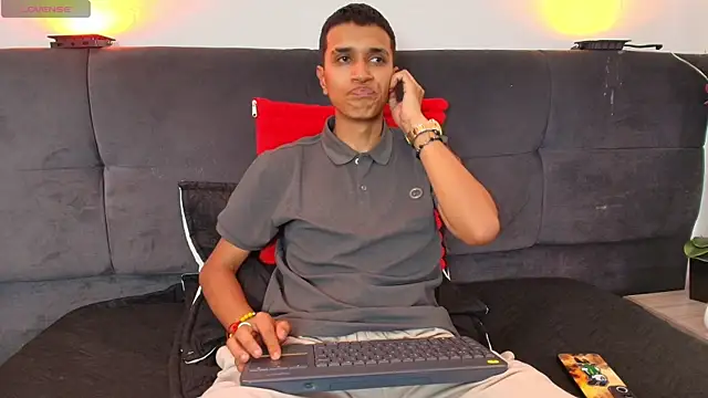 Alan Colthon online show from May 2026 03:23:02 AM