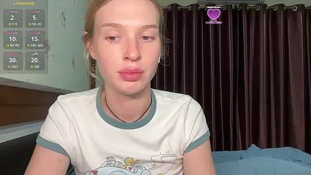 crazysuckks online show from April 2026 06:53:02 PM