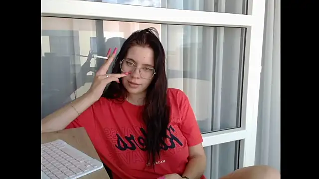 Snapshot of Lanaa_Rossee chatting on June 2026 01:34:01 PM Lanaa Rossee online show from June 2026 01:34:01 PM