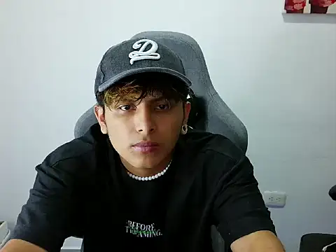 dany fans online show from April 2026 02:36:02 AM