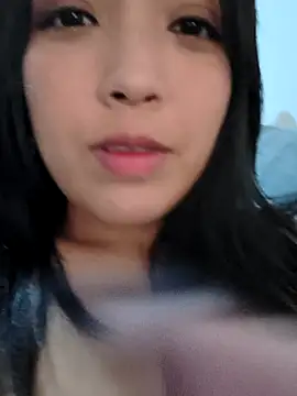 Snapshot of Thanilopera chatting on May 2026 07:41:01 PM Thanilopera online show from May 2026 07:41:01 PM