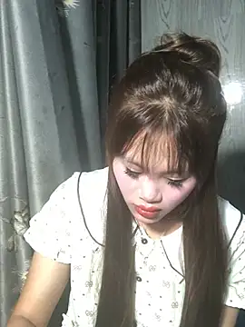 Snapshot of Ly-sexyy chatting on May 2026 03:18:01 PM Ly-sexyy online show from May 2026 03:18:01 PM