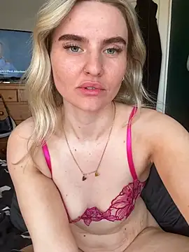 kinkykitty21 online show from April 2026 12:29:02 PM