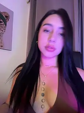 IsabellaNoir  online show from May 2026 11:44:02 PM
