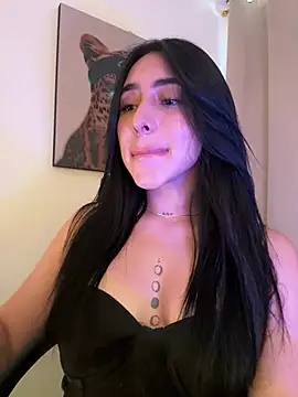 Snapshot of IsabellaNoir_ chatting on July 2026 06:22:01 PM IsabellaNoir online show from July 2026 06:22:01 PM