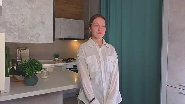 KeIIeyStrong online show from April 2026 05:32:02 PM