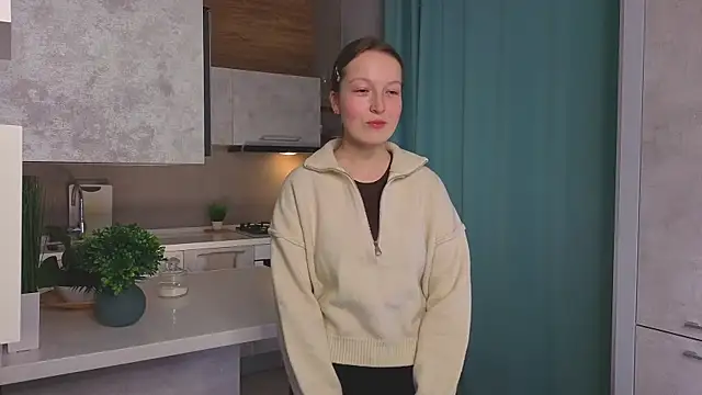 KeIIeyStrong online show from April 2026 04:37:02 PM