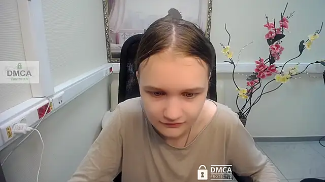 Snapshot of _donnaSia_ chatting on July 2026 06:48:02 AM donnaSia online show from July 2026 06:48:02 AM