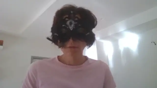 HelenTiAscolta online show from June 2026 04:23:01 PM