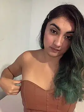 Camilaafg online show from April 2026 02:47:01 PM