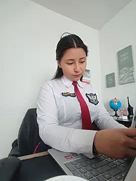 Queen linda1 online show from May 2026 12:13:02 PM