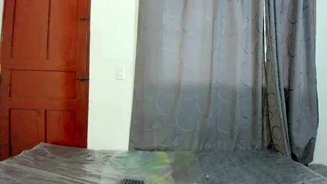 Snapshot of salvatore_amator chatting on May 2026 11:01:02 PM salvatore amator online show from May 2026 11:01:02 PM