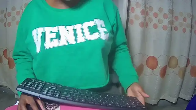 BusttyBoobs19 online show from May 2026 08:14:01 PM