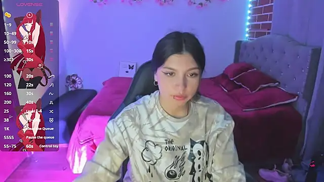 isabella monntolvo online show from April 2026 12:41:01 AM