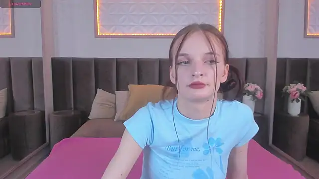 AliciaCore online show from June 2026 08:41:01 PM