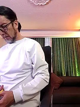 Snapshot of DaddyLolii chatting on July 2026 11:04:02 PM DaddyLolii online show from July 2026 11:04:02 PM