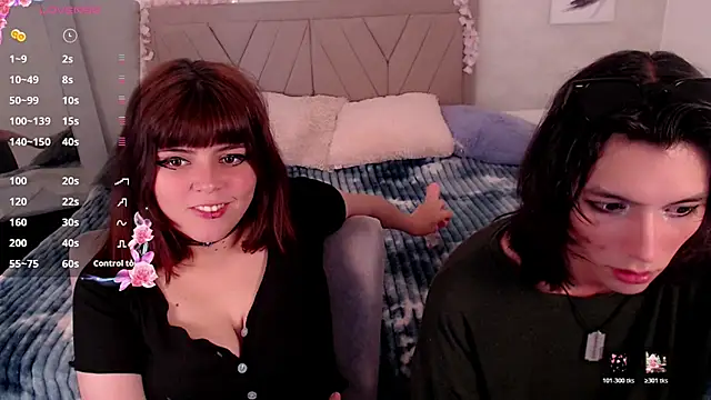 Snapshot of raven_n_matt chatting on May 2026 07:08:02 PM raven n matt online show from May 2026 07:08:02 PM