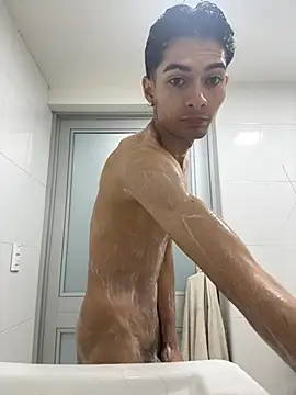 Yefersonyoss online show from May 2026 05:10:01 PM