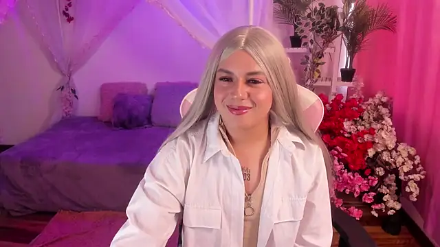 gyal isabella online show from April 2026 02:08:01 PM