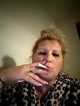 Divineblond online show from October 2025 07:33:02 PM