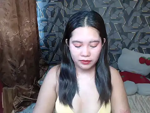 Snapshot of ur_prettychelsie chatting on May 2026 10:40:01 PM ur prettychelsie online show from May 2026 10:40:01 PM