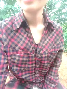 tom1133 online show from April 2026 12:57:01 AM