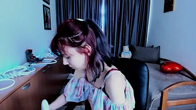 MiniLysii online show from May 2026 05:49:01 AM