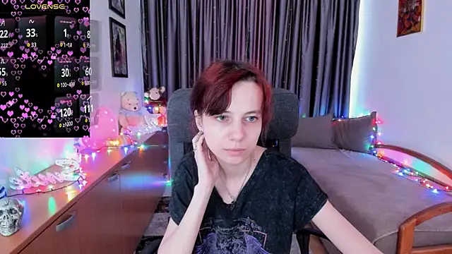 Snapshot of MiniLysii chatting on July 2026 06:20:01 AM MiniLysii online show from July 2026 06:20:01 AM