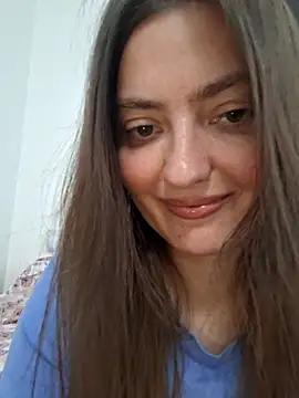 Alba2331 online show from May 2026 01:18:02 PM