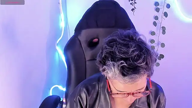 selena ferreira online show from April 2026 11:26:02 AM