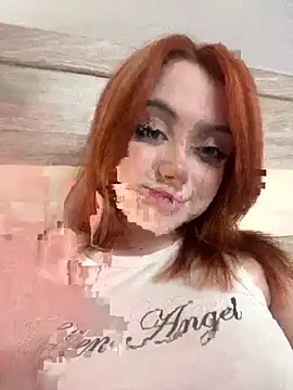 CassieCuteees online show from May 2026 08:25:01 PM