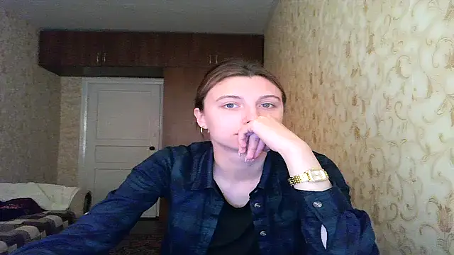 Snapshot of MilaShka29 chatting on May 2026 09:04:01 AM MilaShka29 online show from May 2026 09:04:01 AM