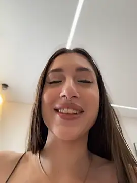 BOOMFOXY online show from July 2026 01:47:01 PM