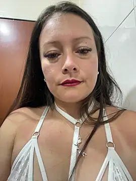 Snapshot of SamiiContreras_ chatting on June 2026 02:33:01 PM SamiiContreras online show from June 2026 02:33:01 PM