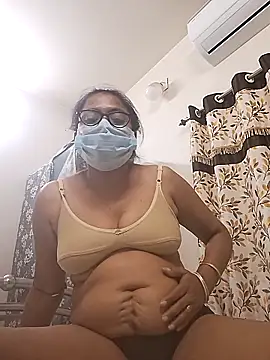 Snapshot of roshnidas1 chatting on May 2026 02:11:02 PM roshnidas1 online show from May 2026 02:11:02 PM