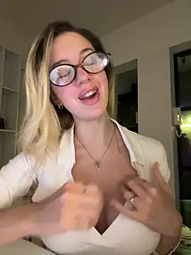 lulov online show from April 2026 03:35:02 AM