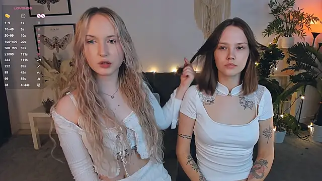 lisaluve online show from July 2026 04:33:01 PM