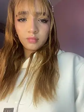 SamaanthaMiller online show from May 2026 07:56:02 PM