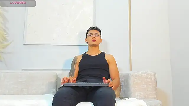 Alan Salazar online show from May 2026 05:32:01 PM